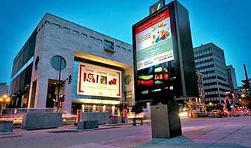 小間距LED新戰(zhàn)場，數(shù)字標牌市場潛力大